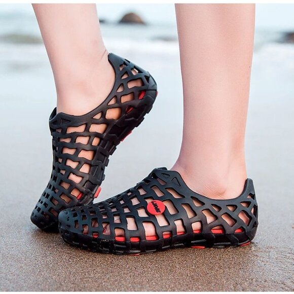 Unisex Blk/Red Non-Slip Rubber Mesh Pool Beach Water Shoes by Sporty Sz. 41 - Picture 10 of 11